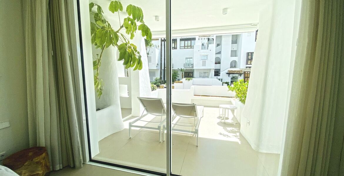 Apartamento de lujo de 3 dormitorios en Marina Puente Romano