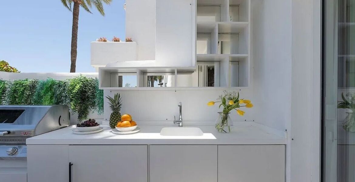 Apartamento en primera línea de playa en Puente Romano