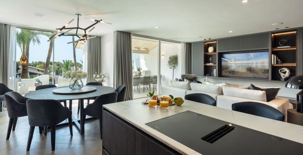 Ático dúplex en venta en Marina Puente Romano