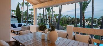 Ático dúplex en venta en Marina Puente Romano