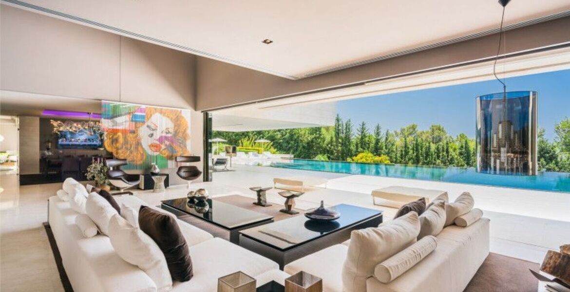 Villa en alquiler en Milla de Oro Marbella