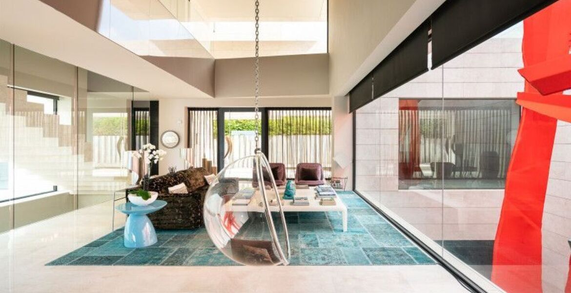 Villa en alquiler en Milla de Oro Marbella
