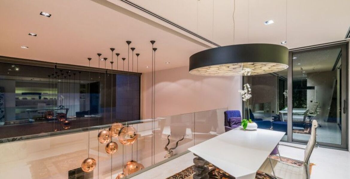 Villa en alquiler en Milla de Oro Marbella