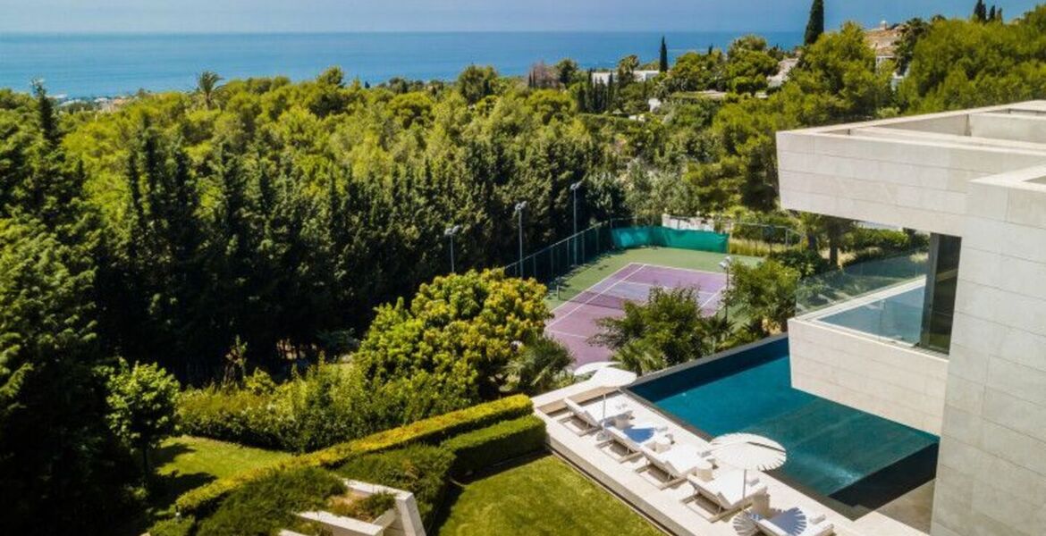 Villa en alquiler en Milla de Oro Marbella