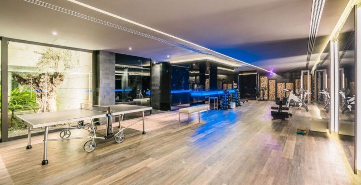 Villa en alquiler en Milla de Oro Marbella