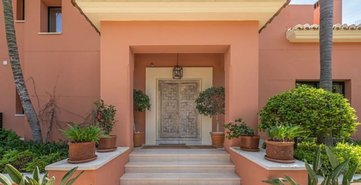 Villa en alquiler en Milla de Oro Marbella