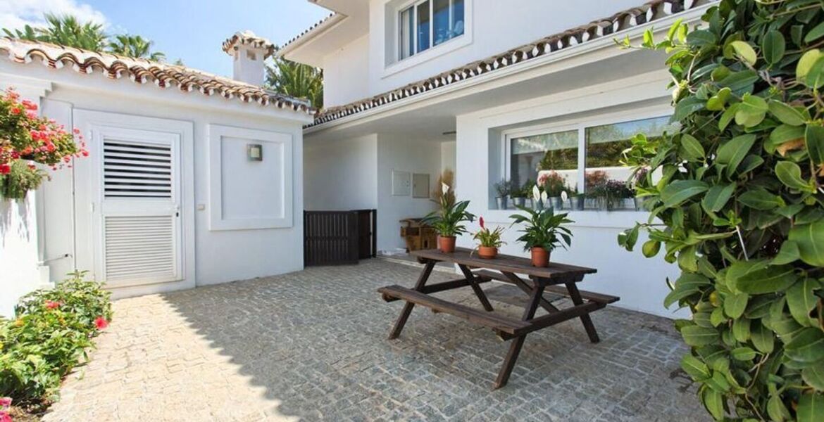 Villa en alquiler en Nagüeles, Marbella Milla de Oro 