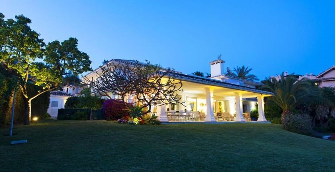 Villa en alquiler en Nagüeles, Marbella Milla de Oro 
