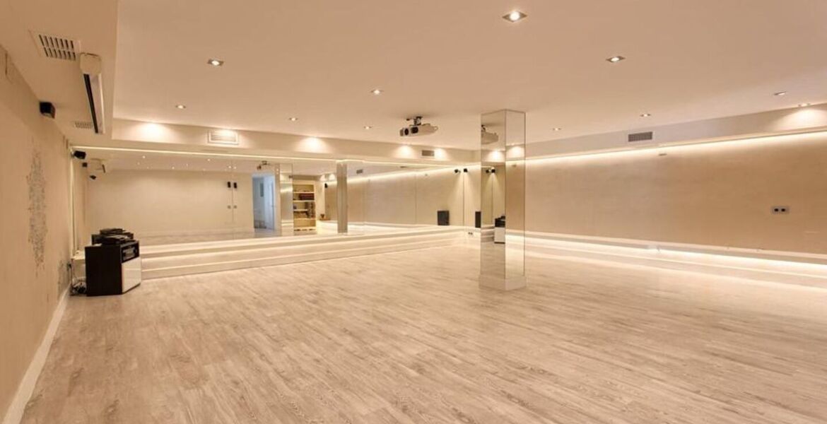 Villa en alquiler en Nagüeles, Marbella Milla de Oro 