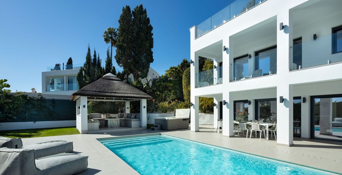 Villa en alquiler en Puerto Banús