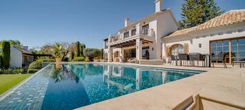 Villa en alquiler en Milla de Oro Marbella La Carolina