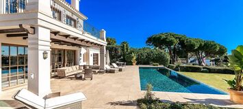 Villa en alquiler en Milla de Oro Marbella La Carolina