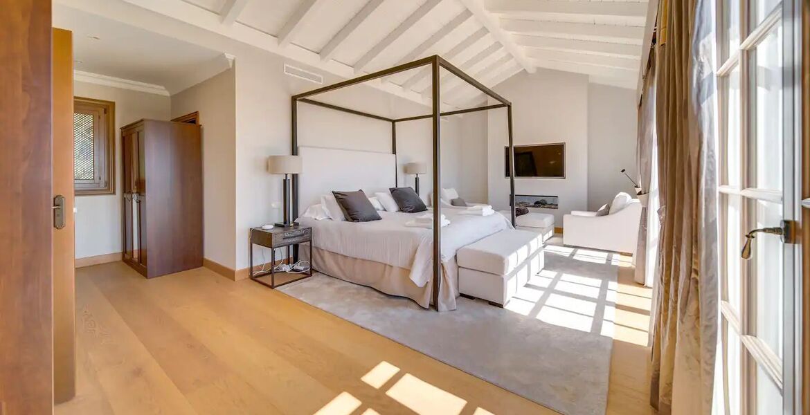 Villa en alquiler en Milla de Oro Marbella La Carolina