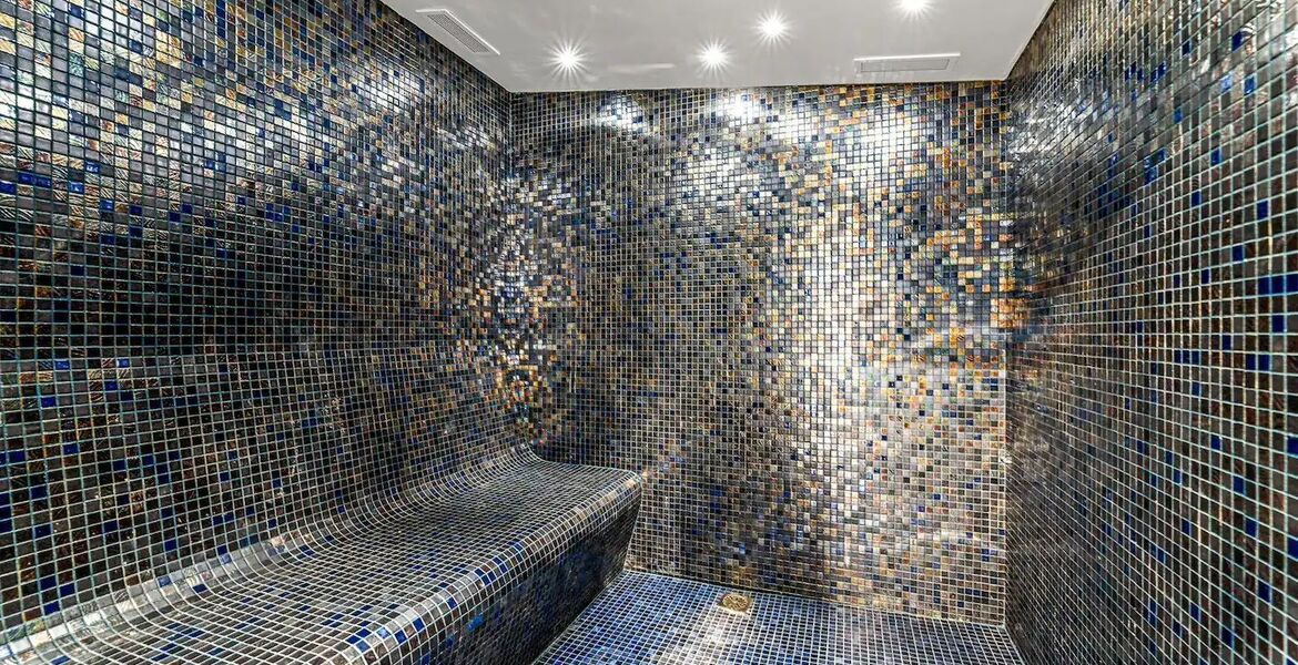Villa en alquiler en Milla de Oro Marbella La Carolina