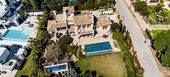 Villa en alquiler en Milla de Oro Marbella La Carolina