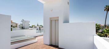 Villa de lujo en la Milla de Oro de Marbella con piscina