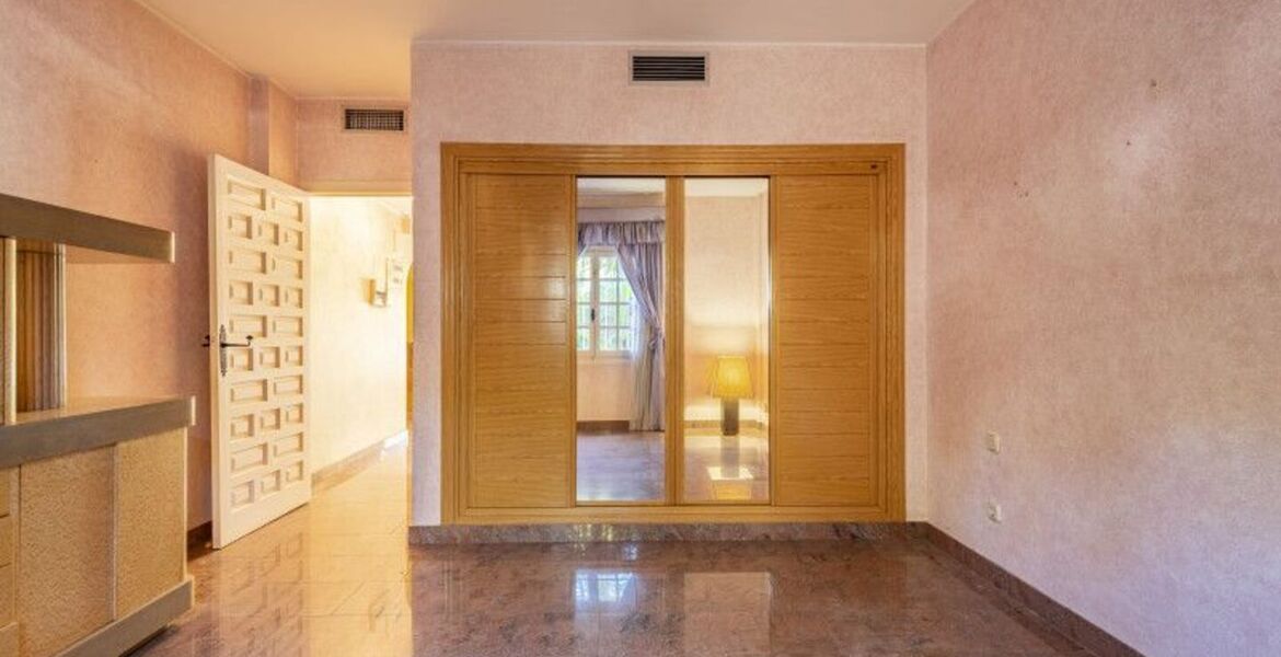 Apartamento de un dormitorio en venta en Hotel Puente Romano