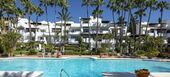 Lujoso apartamento en planta baja en Puente Romano Marbella