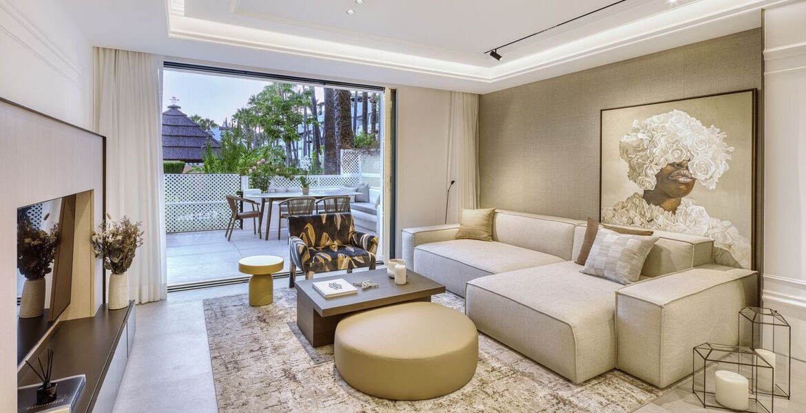 Lujoso apartamento en planta baja en Puente Romano Marbella