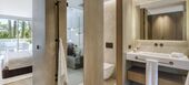 Lujoso apartamento en planta baja en Puente Romano Marbella