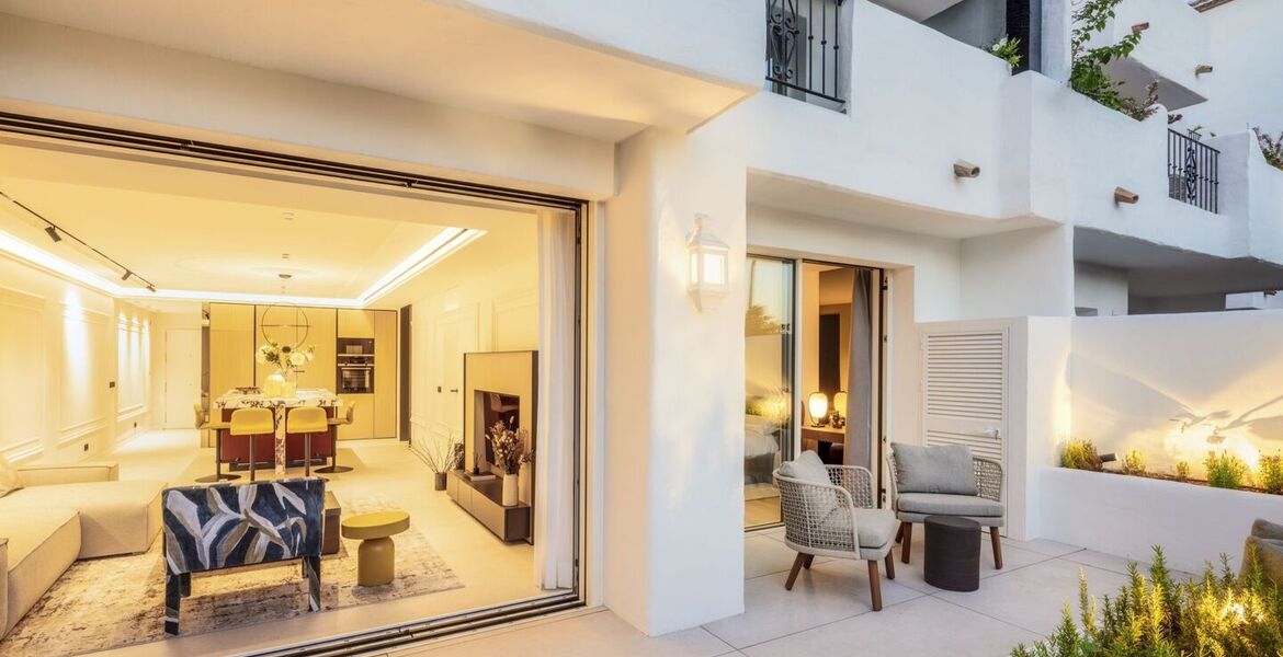 Lujoso apartamento en planta baja en Puente Romano Marbella
