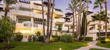 Lujoso apartamento en planta baja en Puente Romano Marbella