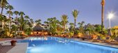 Lujoso apartamento en planta baja en Puente Romano Marbella