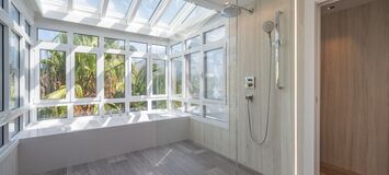 Ático dúplex en Marina Puente Romano con jacuzzi