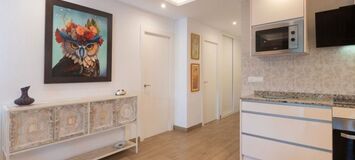 Apartamento renovado en Puente Romano con terraza privada