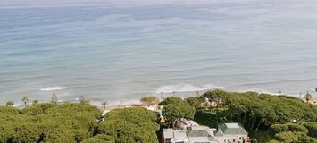 Villa en primera línea de playa en la Milla de Oro Marbella