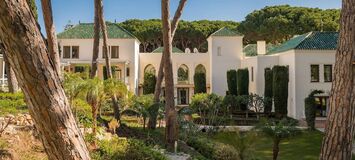 Villa en primera línea de playa en la Milla de Oro Marbella