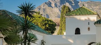 Villa en primera línea de playa en la Milla de Oro Marbella