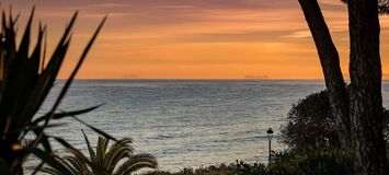 Villa en primera línea de playa en la Milla de Oro Marbella