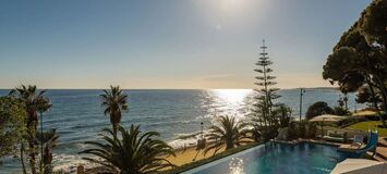 Villa en primera línea de playa en la Milla de Oro Marbella