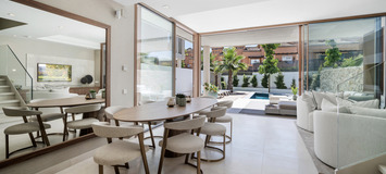 Lujosa Casa Adosada de 4 Dormitorios en Marbella