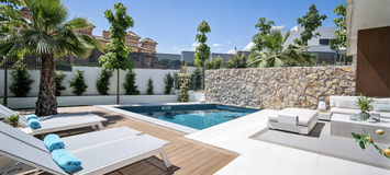 Lujosa Casa Adosada de 4 Dormitorios en Marbella
