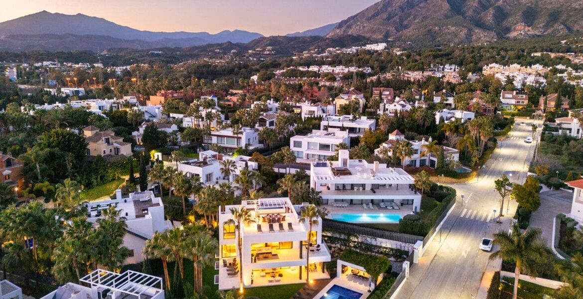 Villa Moderna de Lujo en la Milla de Oro de Marbella