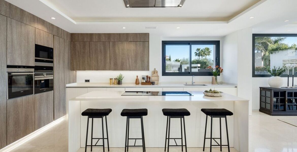 Villa Moderna de Lujo en la Milla de Oro de Marbella