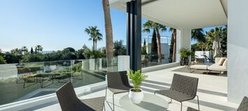 Villa Moderna de Lujo en la Milla de Oro de Marbella