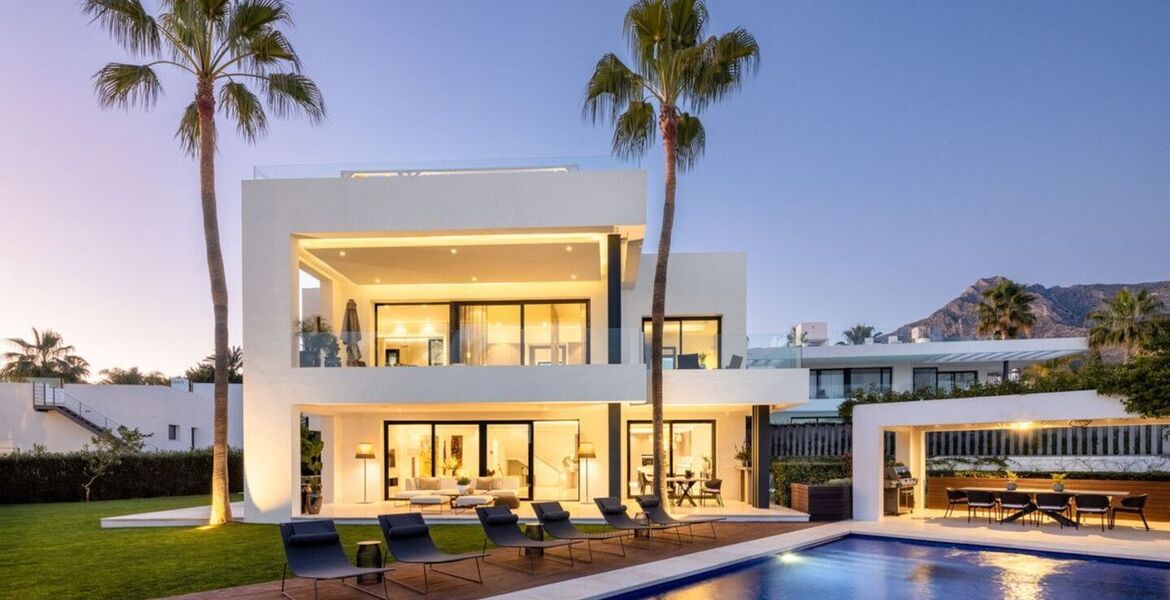 Villa Moderna de Lujo en la Milla de Oro de Marbella