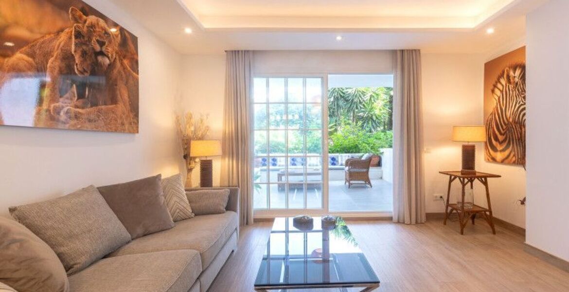 Apartamento Renovado en Puente Romano, Marbella