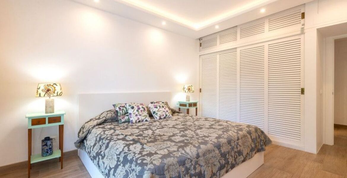 Apartamento Renovado en Puente Romano, Marbella
