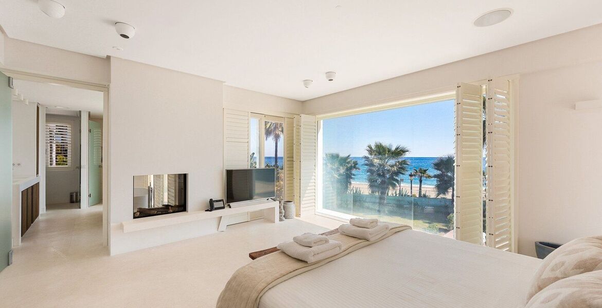 Villa en primera línea de playa en alquiler en la Milla de O