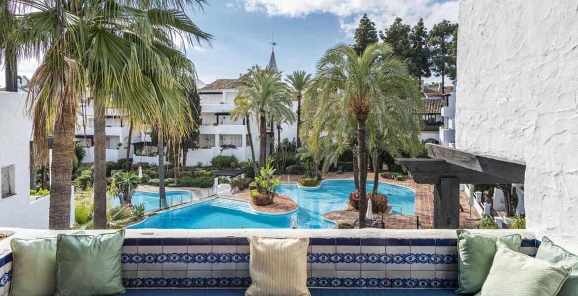 Penthouse for sale in Puente Romano