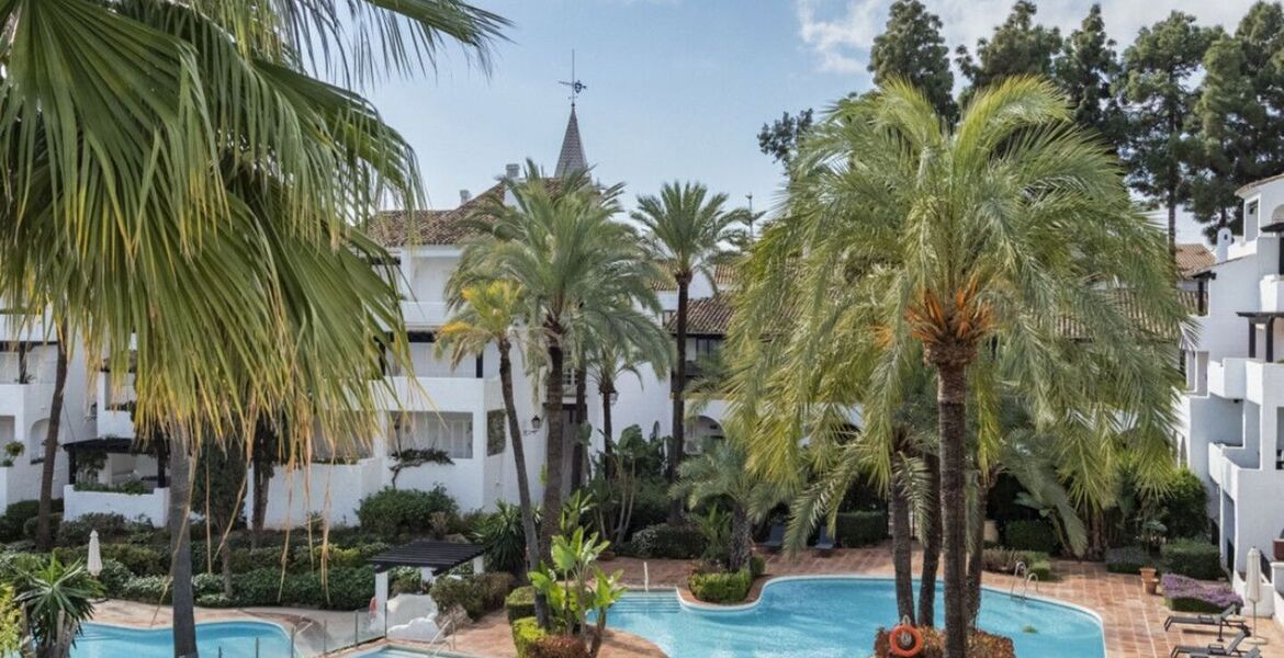 Penthouse for sale in Puente Romano