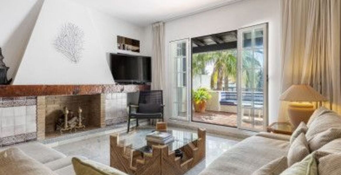 Penthouse for sale in Puente Romano