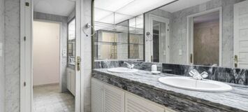 Penthouse for sale in Puente Romano