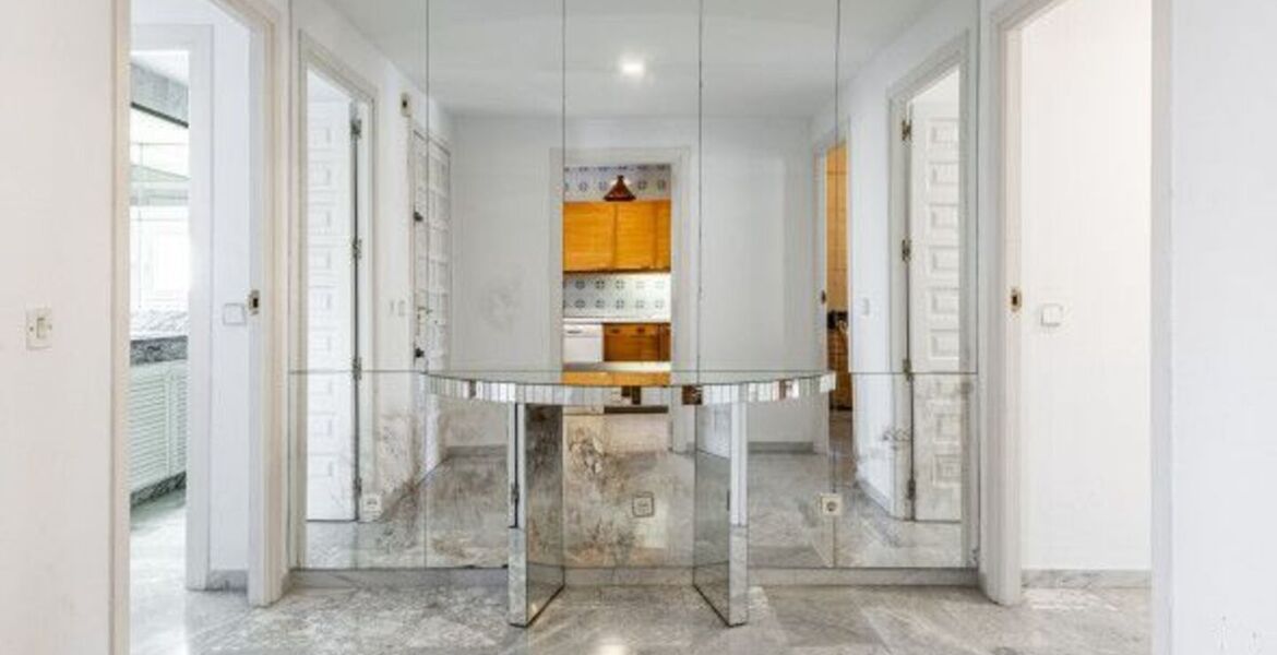 Penthouse for sale in Puente Romano