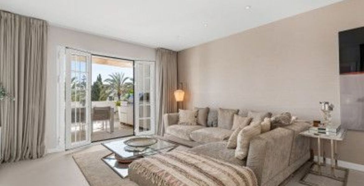 Penthouse for sale in Puente Romano