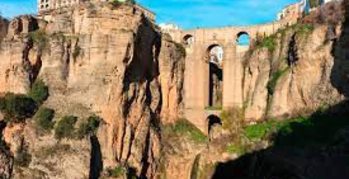 EXCURSIONES DE UN DÍA
